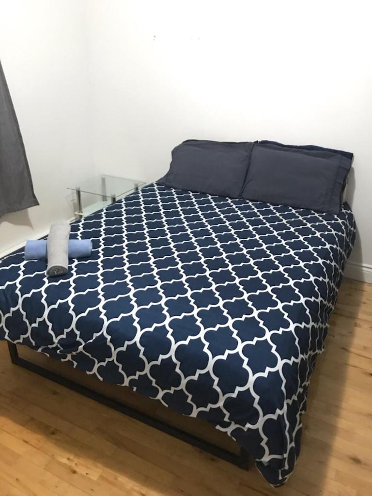 Full Unit Metro Verdun Pet Friendly Apartment